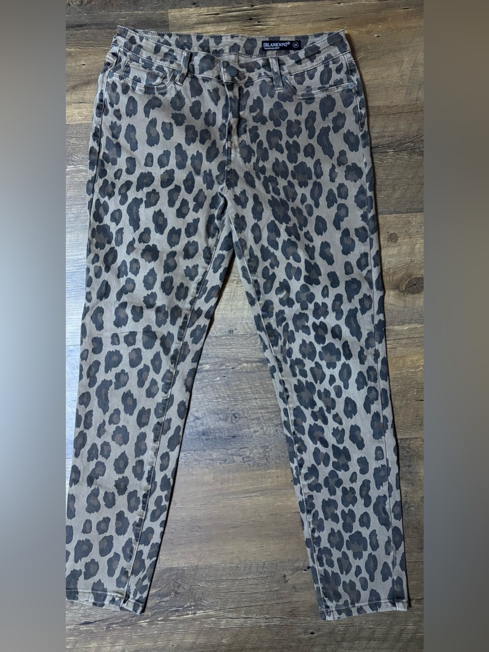 Blank NYC Women’s Taupe Leopard Print Skinny Jeans Sz 28